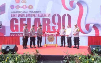 Cooling System Jelang Pemilu 2024, Lulusan TNI Polri AKABRI 1990 Di Sulsel Gelar Bakti Sosial dan Bakti Kesehatan