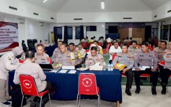 Tim Supervisi Mabes Polri kunjungi Polres Metro Jakarta Timur Pastikan Ops Lilin Berjalan Lancar