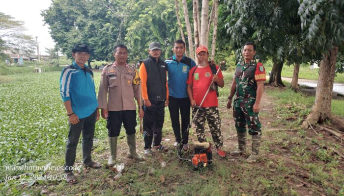 Giat Jum’at Bersih Di Lingkungan PNR Bersama Pemerintah Desa Sukaraya