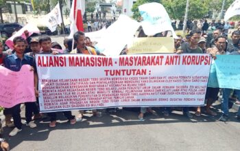 Aliansi Mahasiswa dan Masyarakat Anti Korupsi Gelar Aksi Demo Kejaksaan Negri Tebo