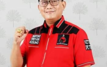 Afriansyah Kader Muda PDIP Ambil Formulir Bacabup Tebo ke Demokrat, Wartono: Tidak Masalah, Kita Dukung.