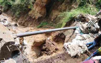 Intensitas Hujan Lebat Mengakibatkan Sungai Cihanja Abrasi 